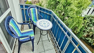 südlich gelegener Balkon südlich gelegener Balkon
